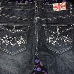 WOMEN’s JEANS SIZE 30 Inseam 32